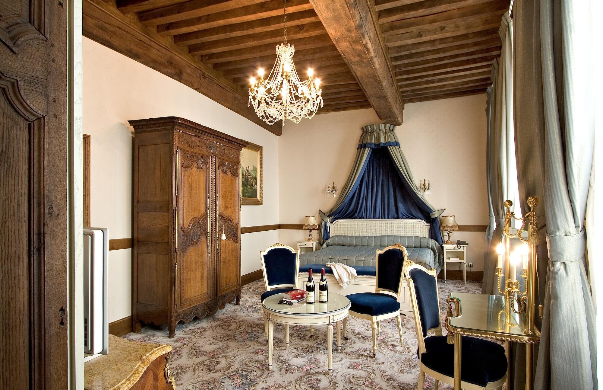 Le Cep & Hotel Beaune (Cote d'Or)
